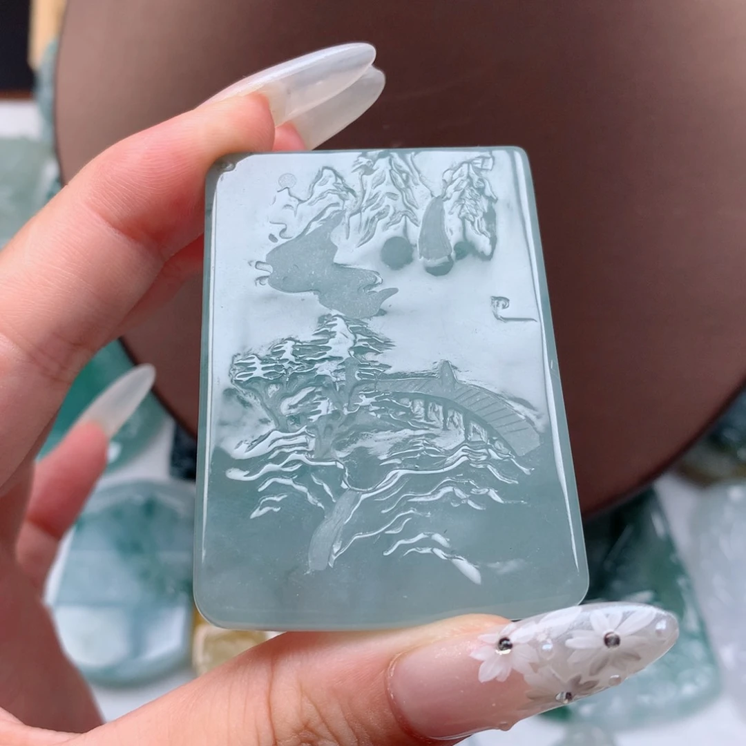 【闪购商品】翡翠颈饰未镶嵌快****！