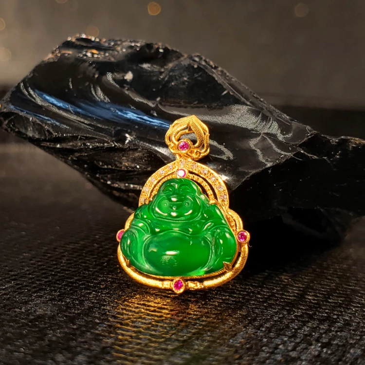 18K金翡翠钻石佛公无畏吊坠 G7520