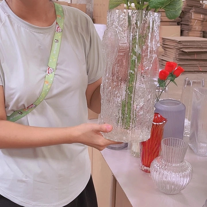 树文直筒玻璃花瓶111