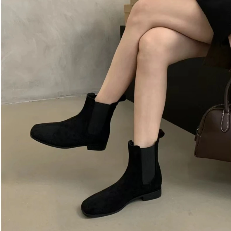 秋冬新款时尚百搭英伦风瘦瘦靴28-28A（加绒）