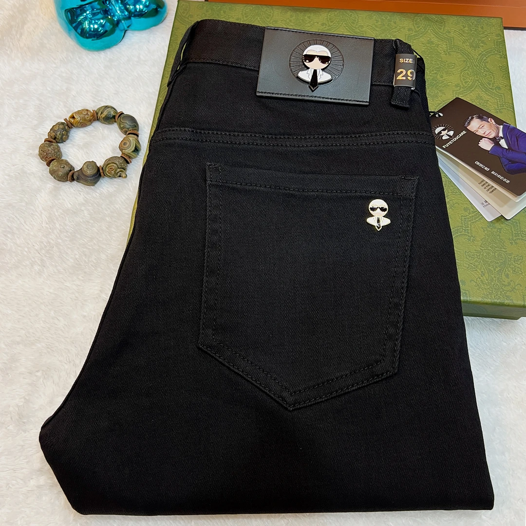 秋冬潮牌百搭休闲修身小直筒法国老佛爷轻奢透气品牌牛仔裤