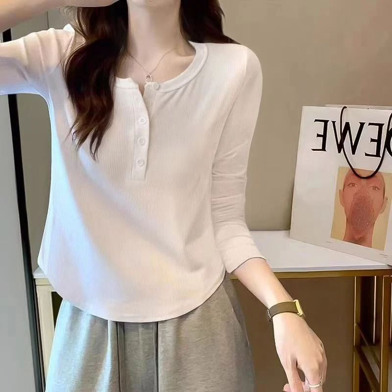 秋冬季大码修身显瘦长袖打底衫韩版简约T恤不规则设计感圆领上衣