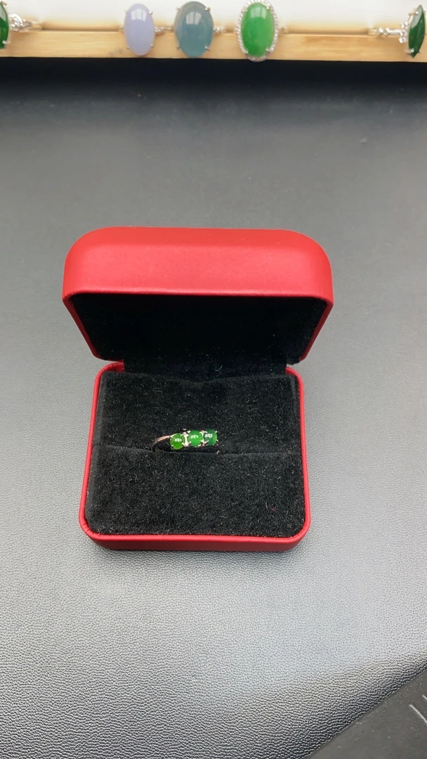 天然翡翠戒指925银镶嵌