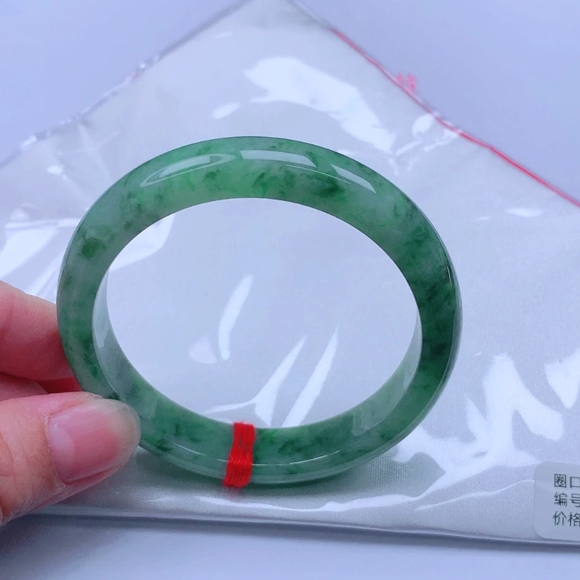 【闪购商品】翡翠手镯未镶嵌57圈