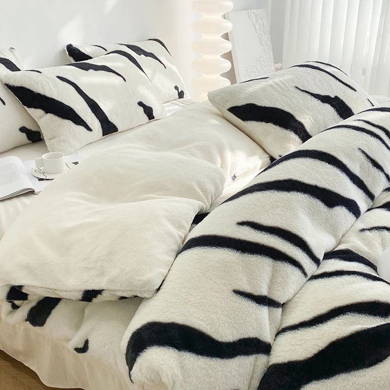 冬季轻奢牛奶绒床上四件套加绒加厚双面珊瑚绒床单被套高档款床品