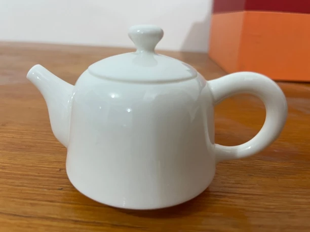 100毫升小羊脂玉泡茶壶82