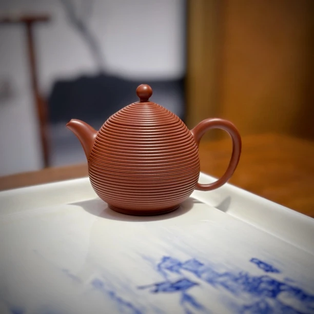 潮简正品 邱桂彪 千线龙蛋壶 105cc 潮州手拉朱泥壶 全手工紫砂壶