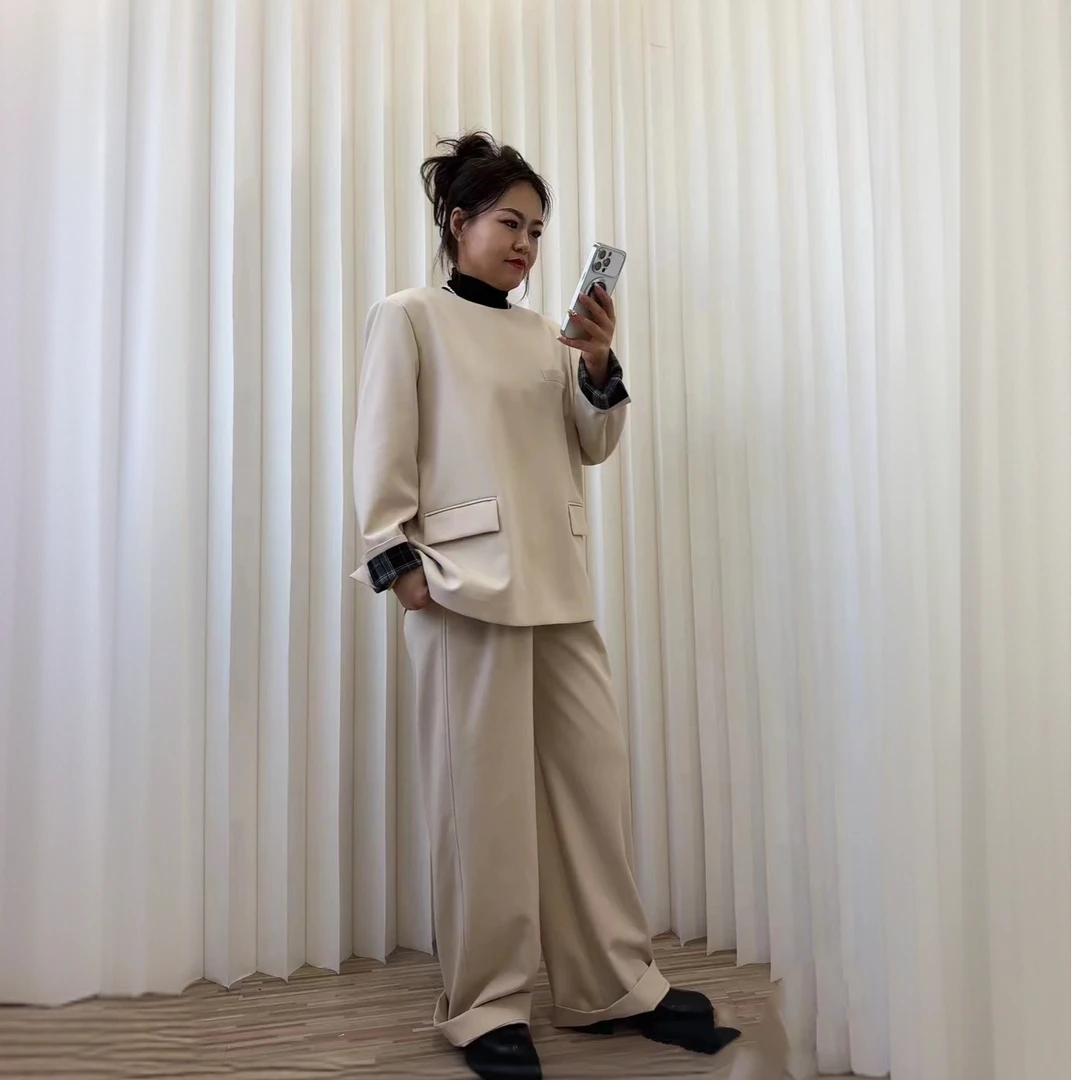 气质休闲时尚长袖宽松简约轻奢春秋女款套装~