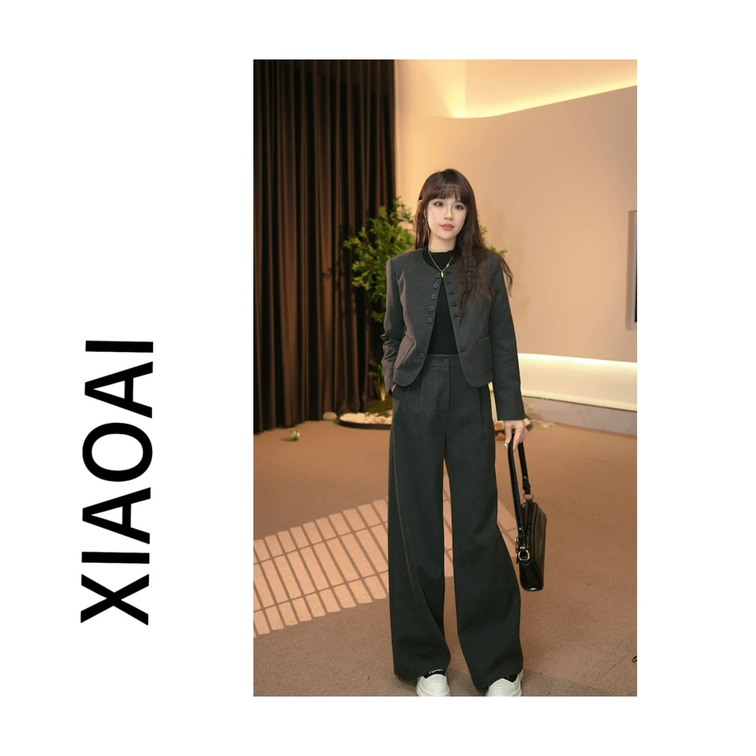 A小香风羽绒外套女2024秋冬新款穿搭轻奢高级感外套阔腿裤两件套