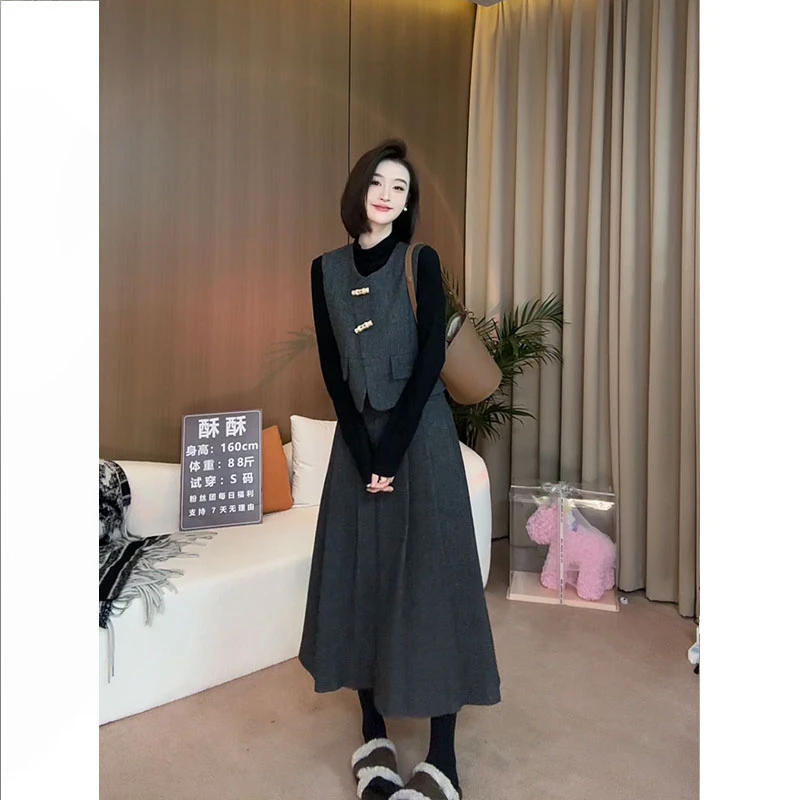 小香风马甲套装裙女2024秋冬新款穿搭轻奢高级感半身裙三件套