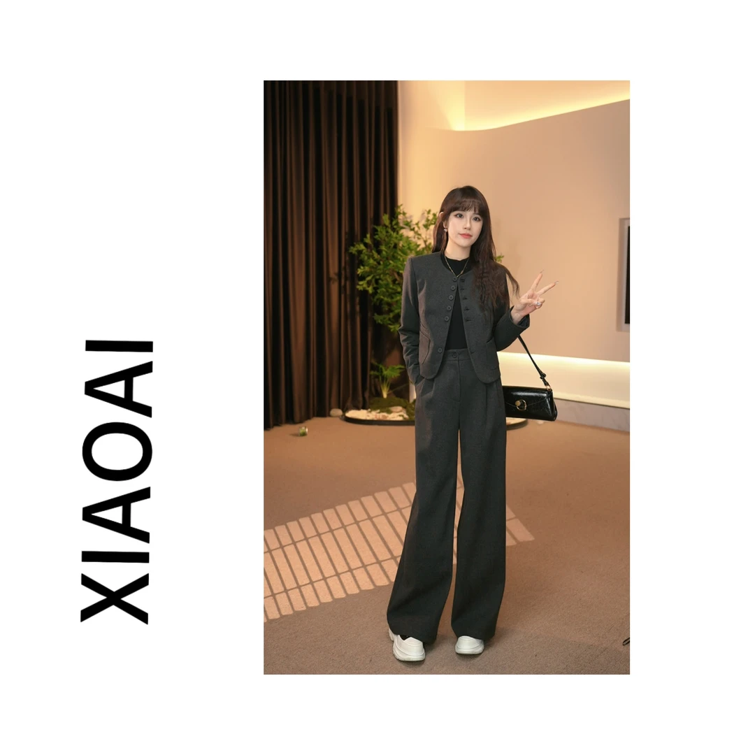 AY小香风羽绒外套女2024秋冬新款穿搭轻奢高级感外套直筒裤两件套