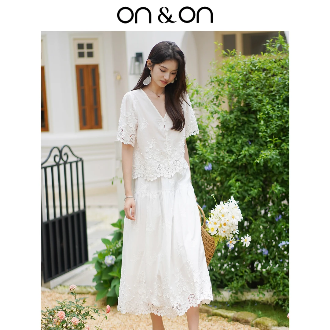 ON&ON/安乃安立体绣花V领小衫高腰立体绣花半裙女套装N4SW7005906