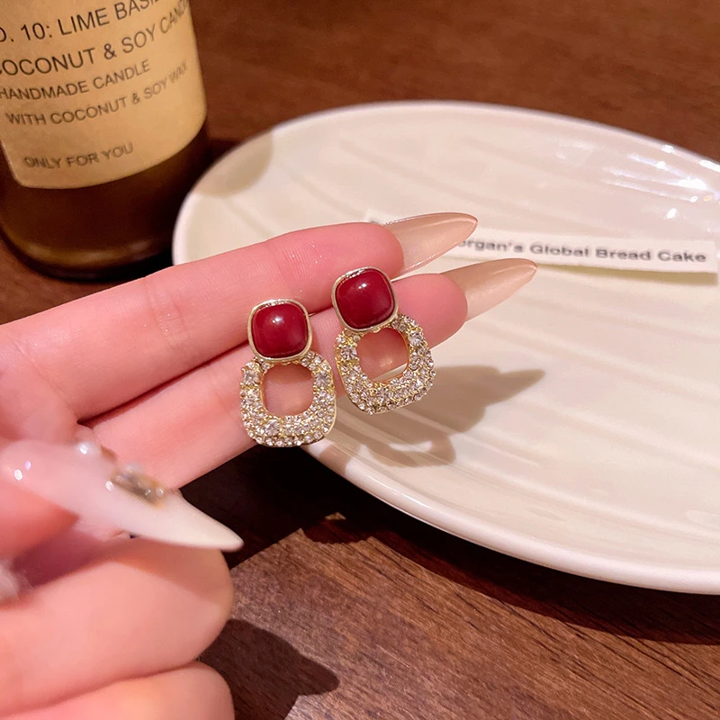 铜合金锆石耳饰 气质闪钻红色方块高级感