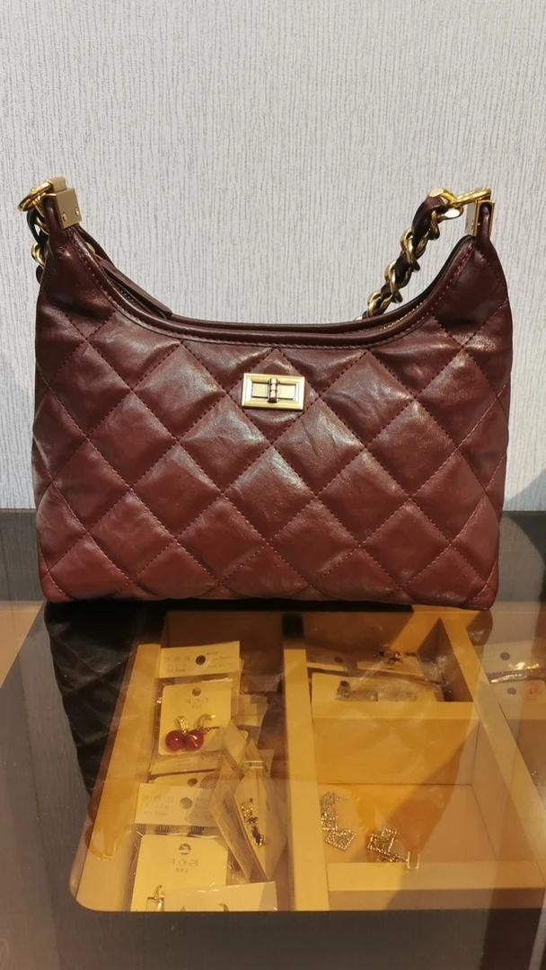 茹茹时装新款手提包