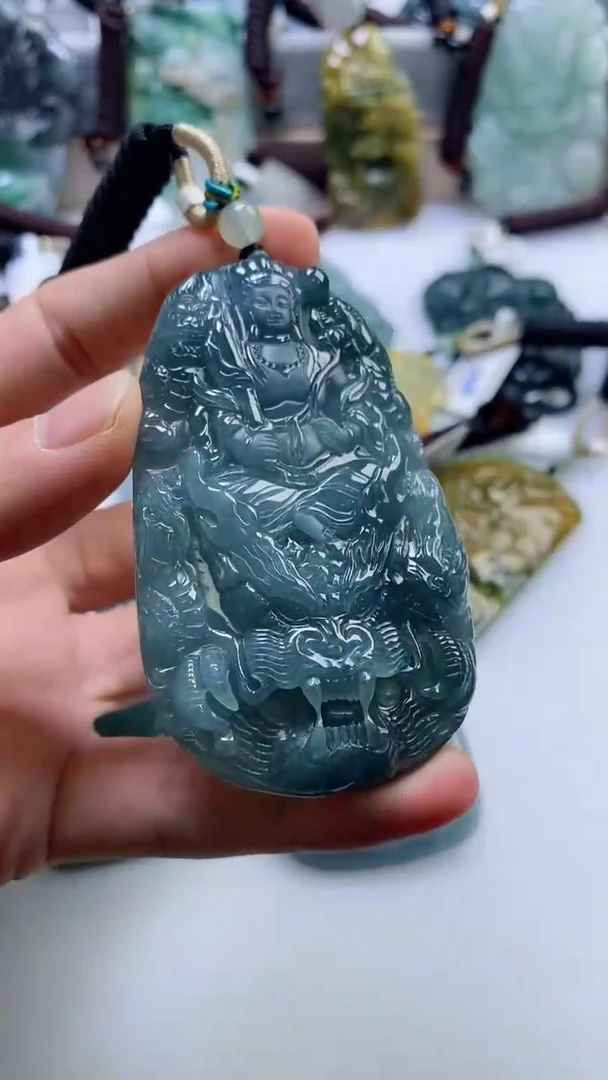 【闪购商品】翡翠挂件未镶嵌