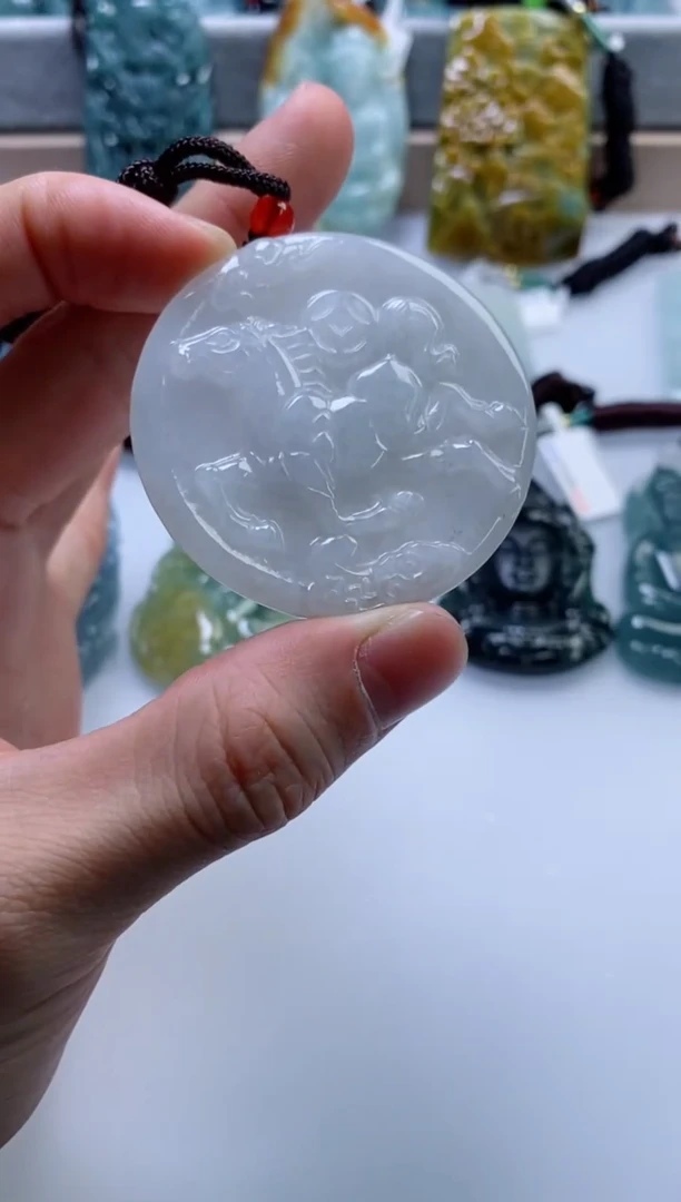 【闪购商品】翡翠挂件未镶嵌