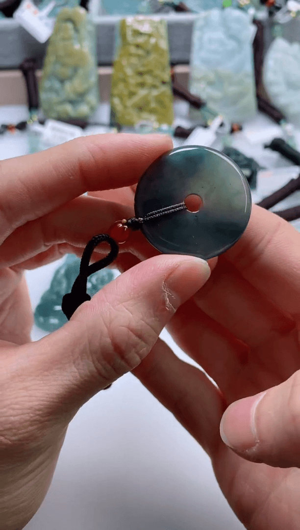 【闪购商品】翡翠挂件未镶嵌