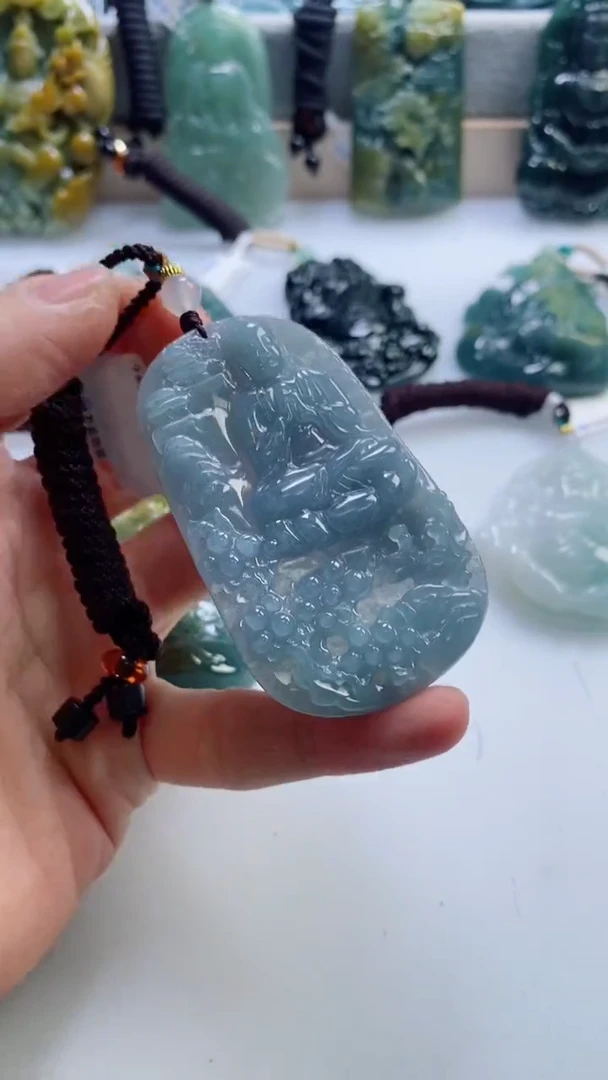 【闪购商品】翡翠挂件未镶嵌