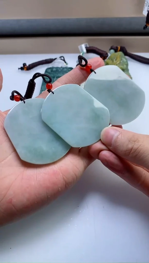 【闪购商品】翡翠挂件未镶嵌多样性发一件