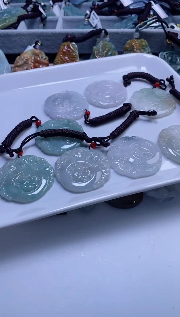 【闪购商品】翡翠挂件未镶嵌多样性发一件