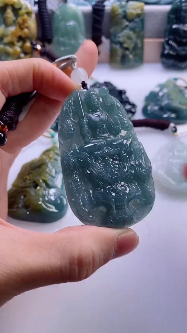 【闪购商品】翡翠挂件未镶嵌