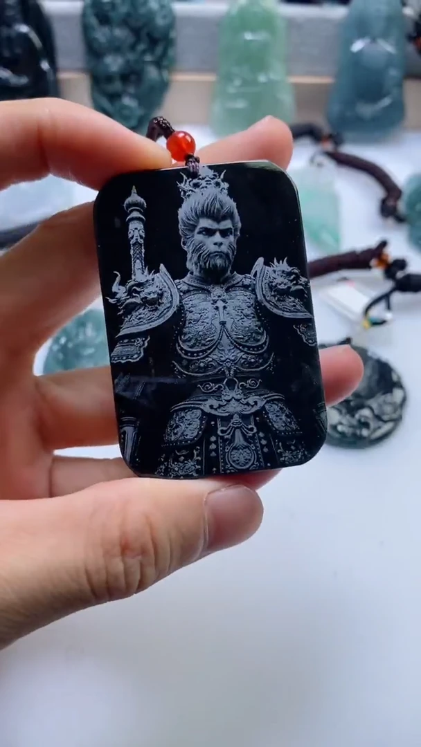 【闪购商品】和田玉（墨玉）颈饰未镶嵌