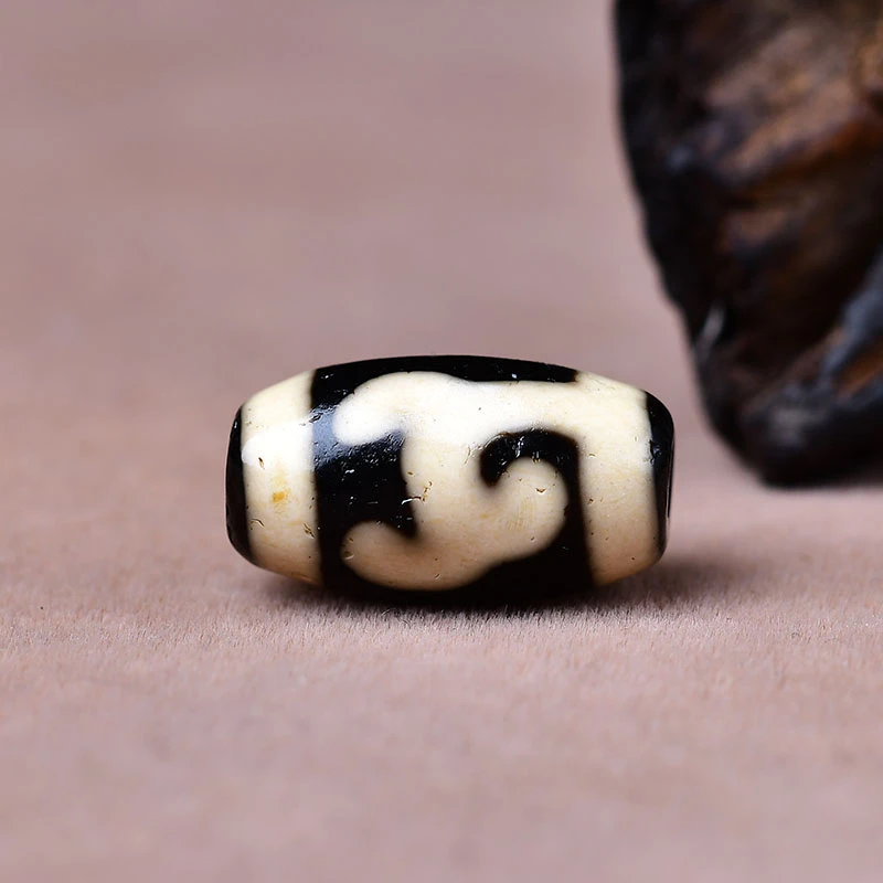 牙黄绿度母可做佩珠锁骨珠腰珠顶珠耳线19x11mm孔道2mm左右