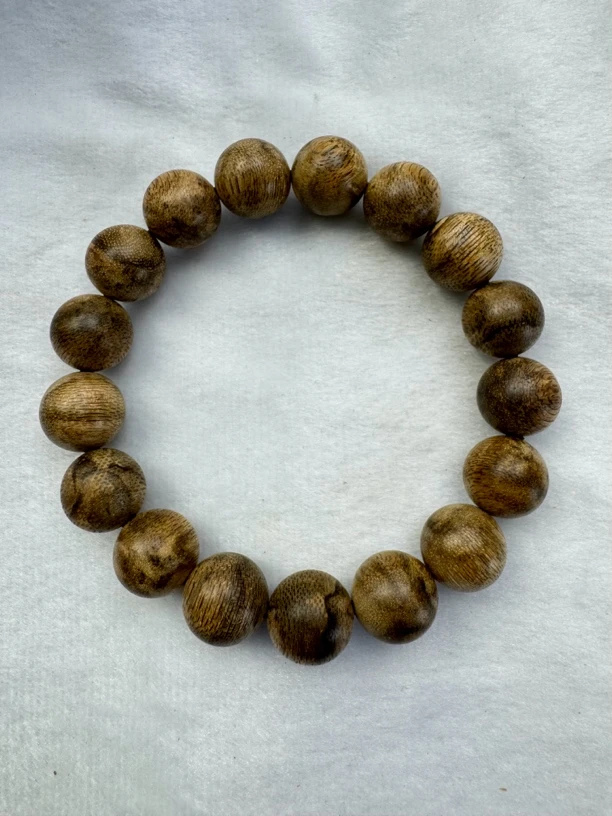 柬埔寨软丝老料菩萨棋韵沉香1.3cm单圈高货