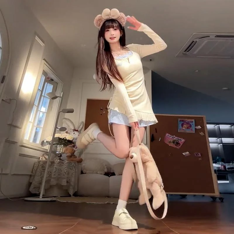 纯欲甜辣妹挂脖假两件连衣裙子女2025秋冬季新款长袖针织包臀短裙