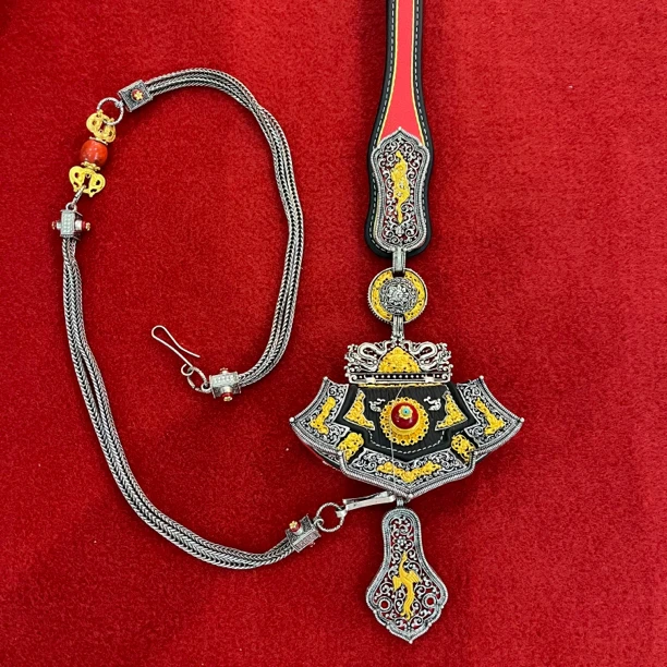 女款藏族饰品挂件钱包合金镀银不掉色藏族饰品腰部藏式配饰一套