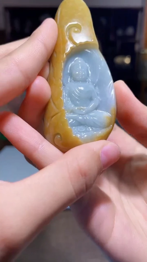 【闪购商品】翡翠吊坠(不含链)未镶嵌B100