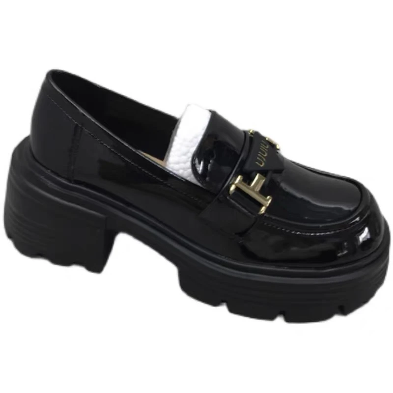 厚底增高亮面乐福鞋