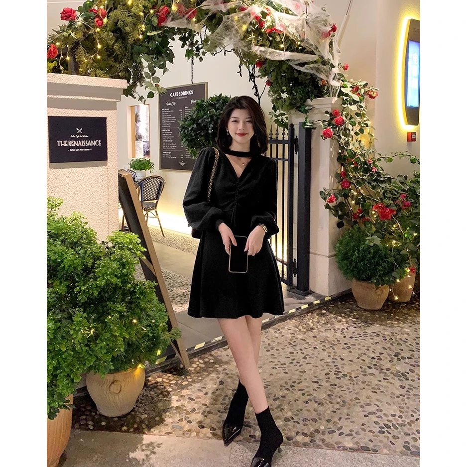 张耶啵【千金晚宴】微胖定制女装法式收腰小抽绳气质挂脖针织连衣裙