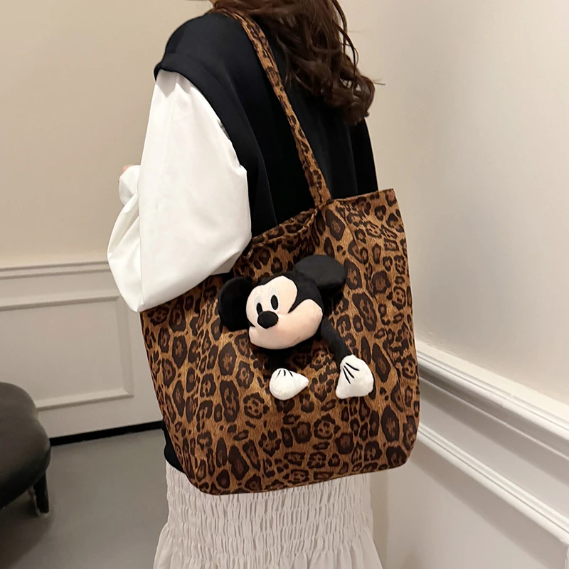小众超火豹纹麂皮绒女2024学生单肩包公仔托特包大容量轻便购物袋