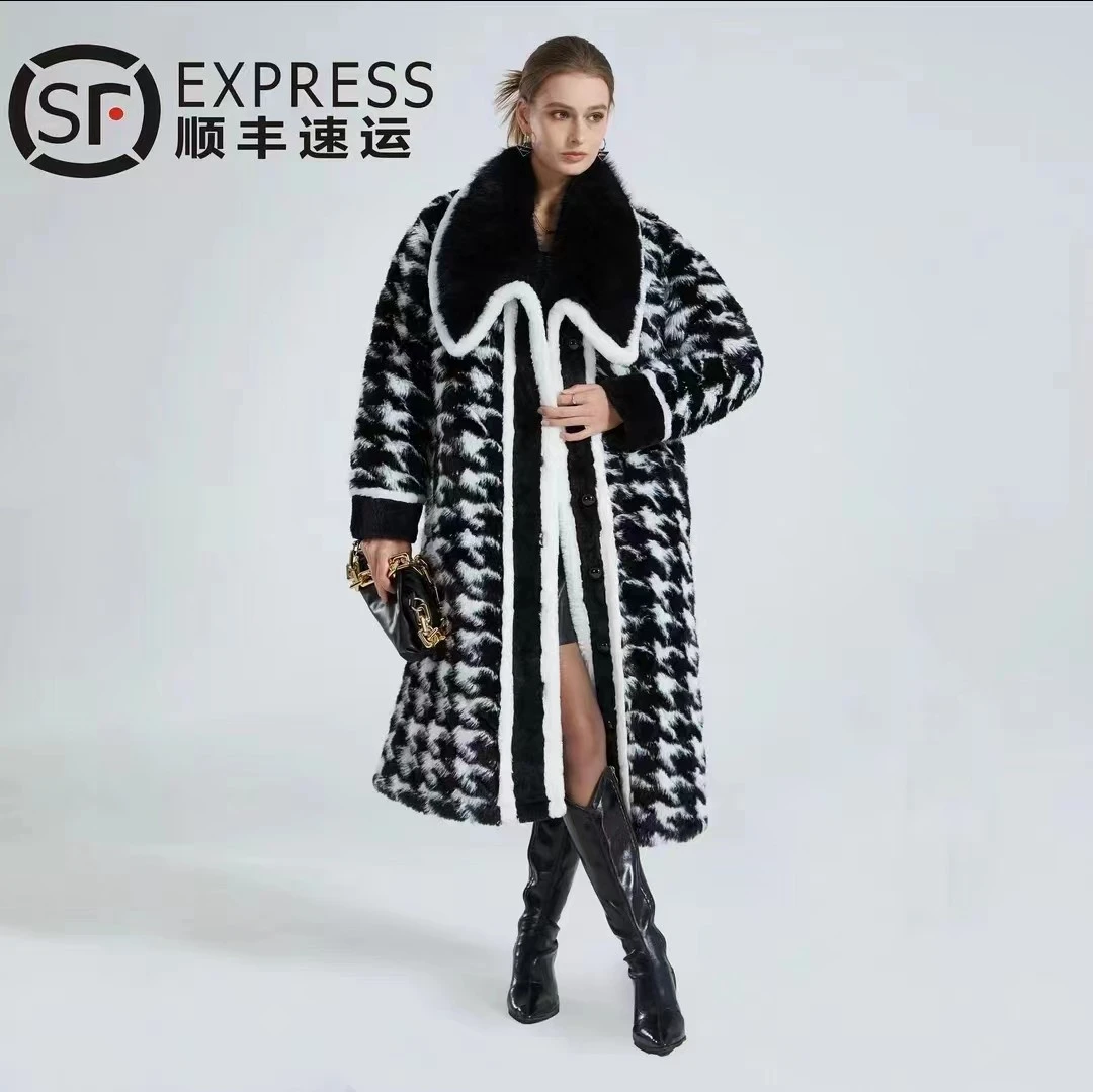 《原创气质女人》亿鑫康长毛绒新款女士三层加棉千鸟格睡衣家居服