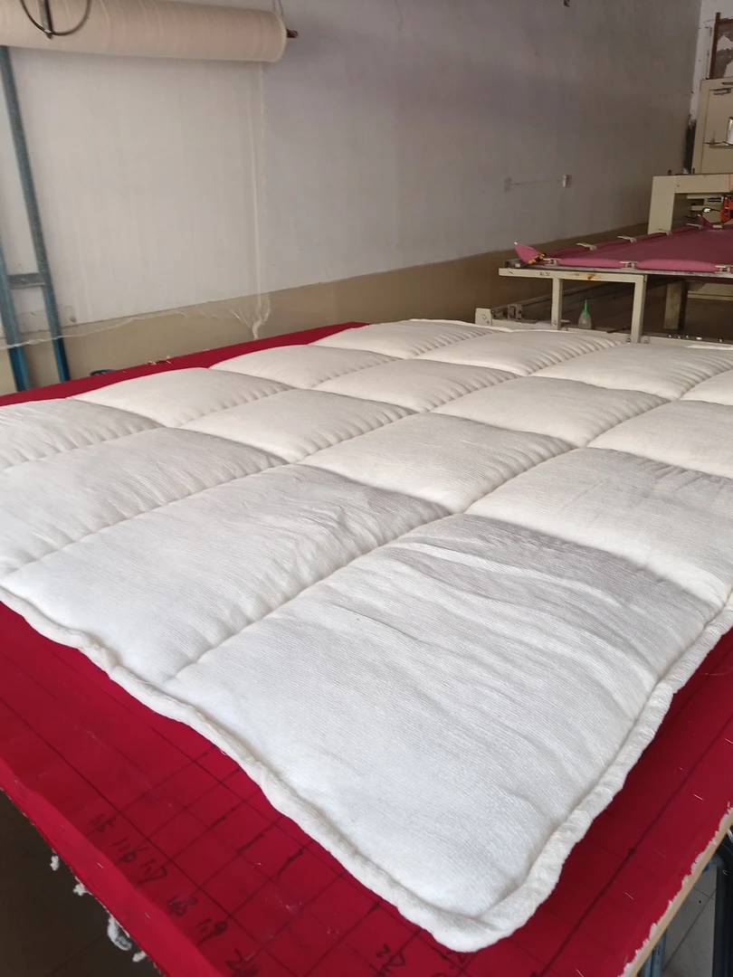 加厚新疆长绒棉，100%纯棉被子，四季通用，春夏秋冬厚被子。