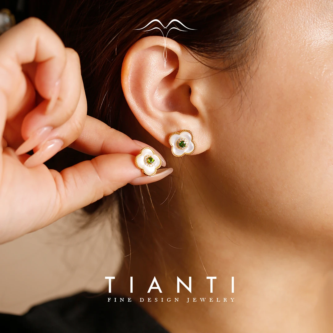 TIANTI/天缇青鸢 3MM 天然透辉石耳钉 S925银