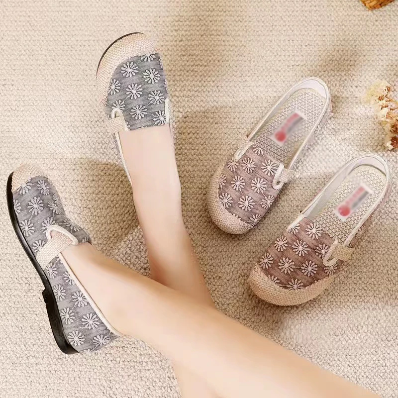 老北京布鞋女春秋防滑软底透气休闲懒人鞋一脚蹬妈妈鞋中老年单鞋