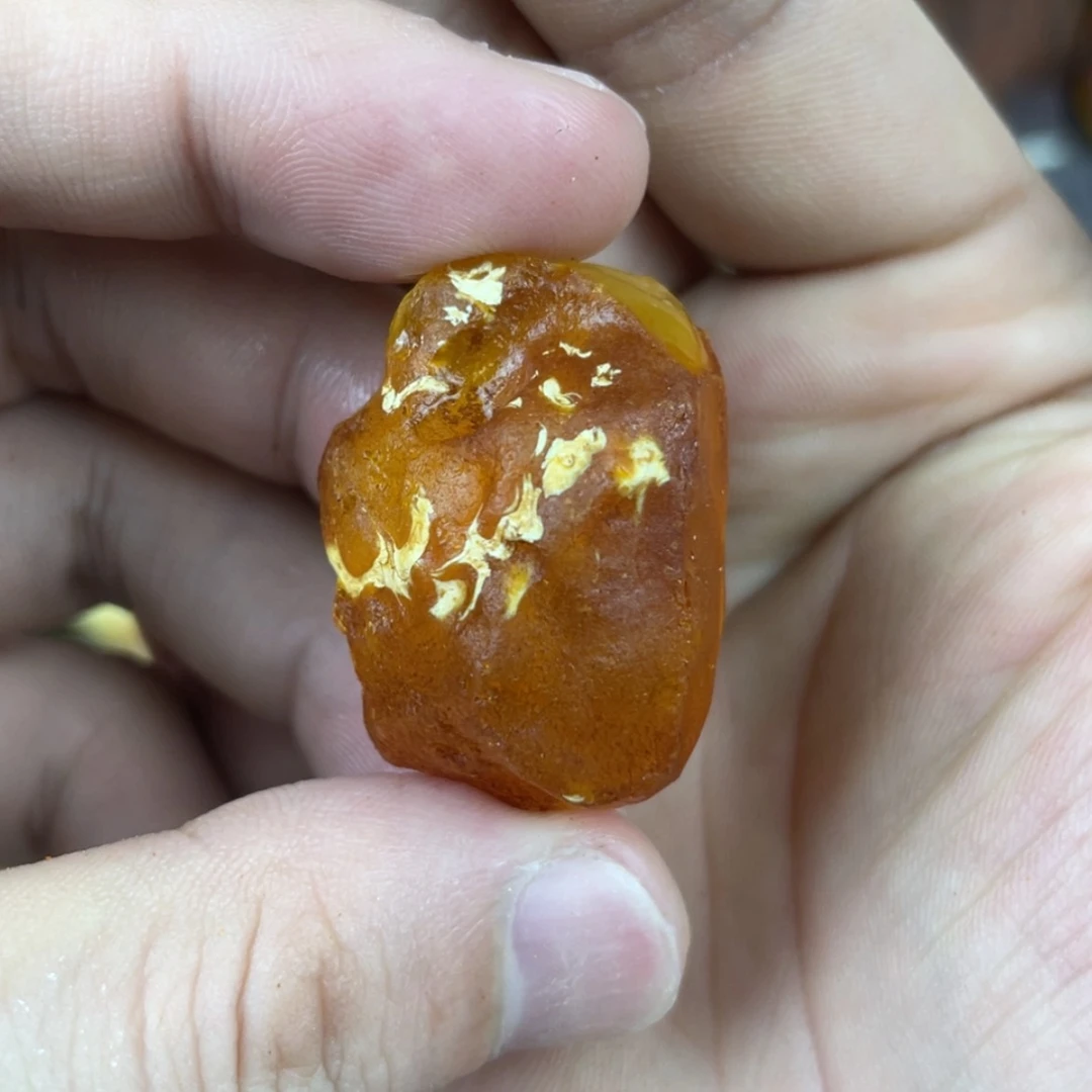 【闪购商品】定制琥珀未镶嵌魏****灸