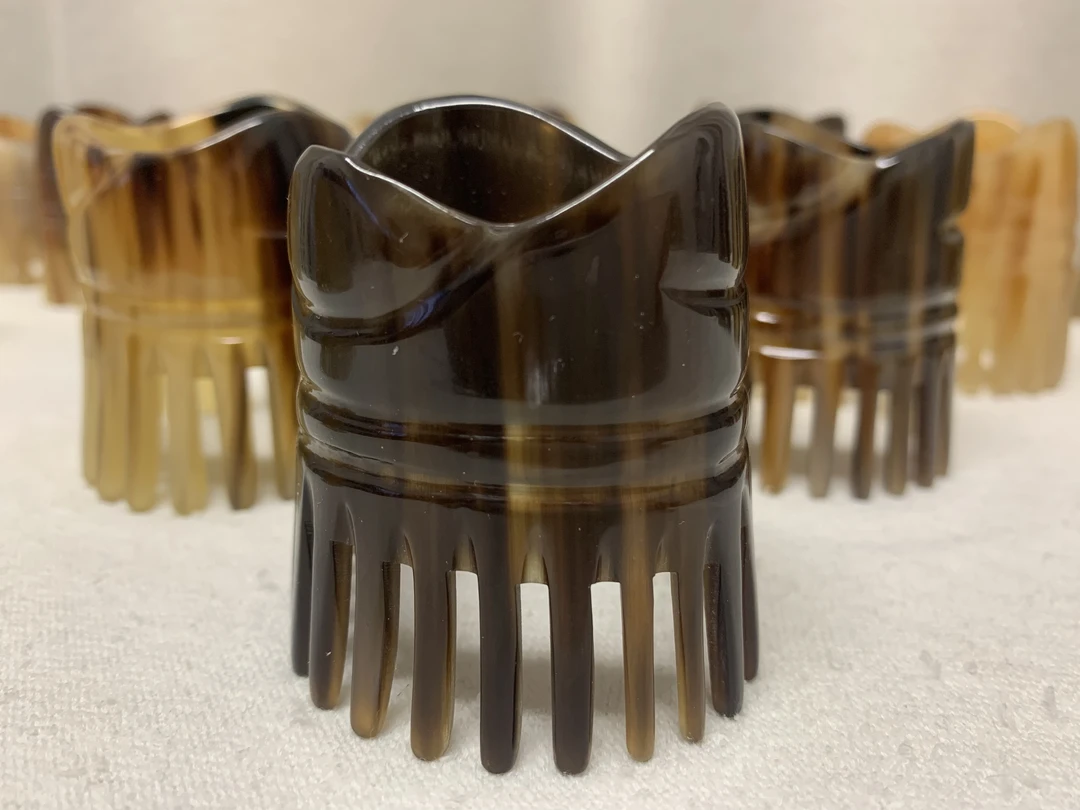 刮痧通用防脱防静电洗头牛角圆梳按摩梳宽齿正宗牛角梳精品梳头