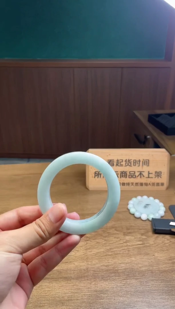 【闪购商品】定制翡翠手镯未镶嵌定制 多样性发货
