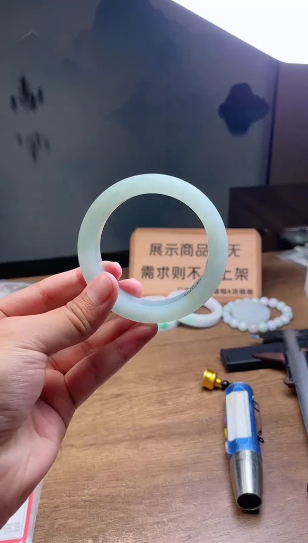 【闪购商品】定制翡翠手镯未镶嵌定制