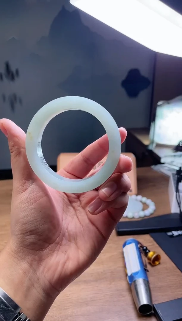 【闪购商品】定制翡翠手镯未镶嵌定制