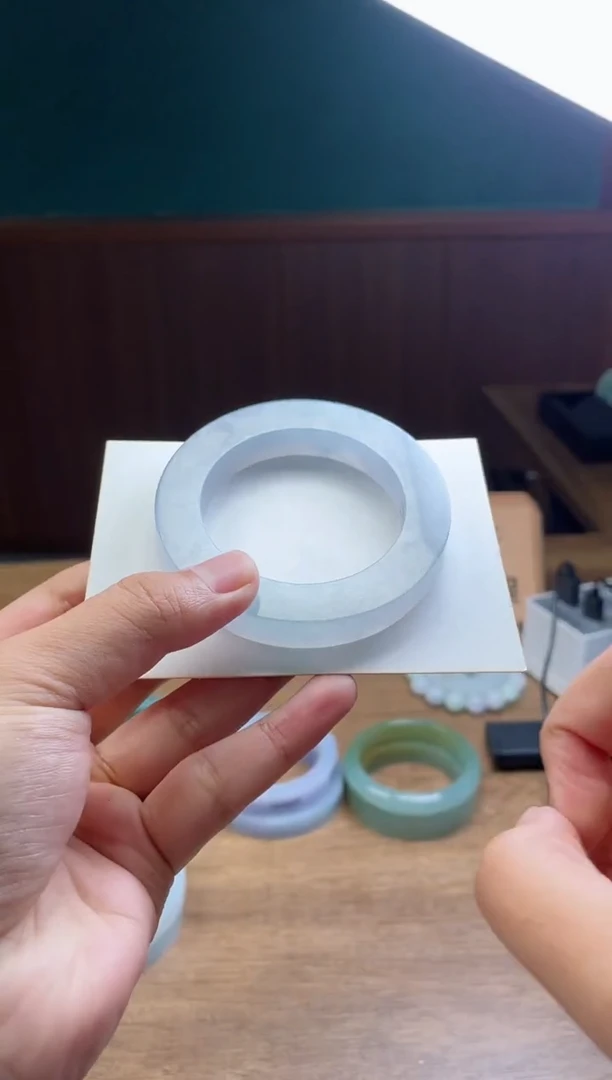【闪购商品】定制翡翠手镯未镶嵌定制