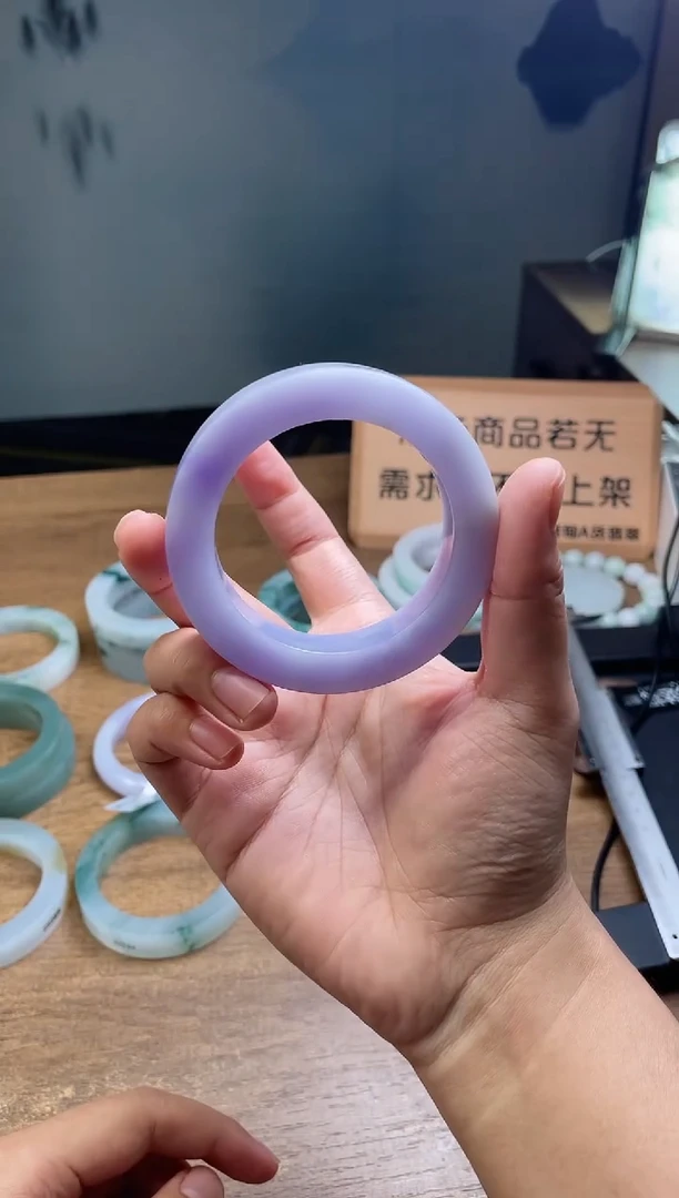 【闪购商品】定制翡翠手镯未镶嵌定制