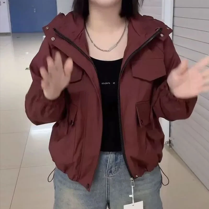 2024春夏季新款冲锋衣外套女防风休闲百搭欧洲站连帽棒球服上衣潮