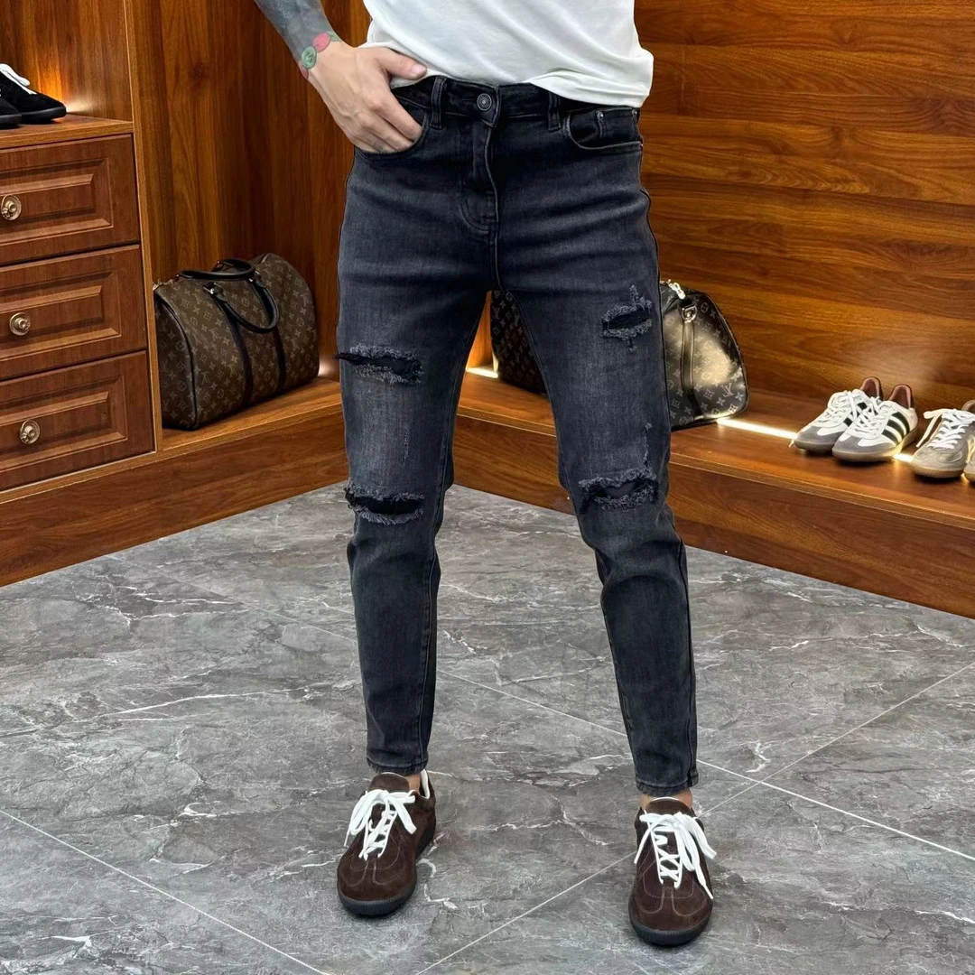 2024秋冬新款黑色假破洞净版牛仔裤YC