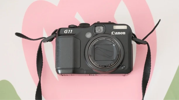 9新 Canon/佳能 g11，网红爆款翻转屏ccd相机