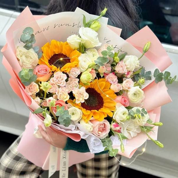 【一路向阳】6支粉玫瑰2朵向日葵粉色混搭花束生日鲜花+送氛围灯串