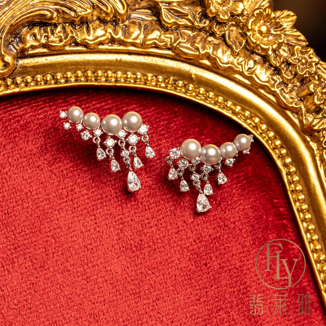 翡莱雅 时尚梦幻超仙简约百搭排珠耳环-5317